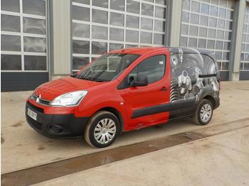 Fourgon utilitaire 2013 Citreon Berlingo 625