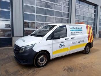 Fourgon utilitaire 2015 Mercedes VITO 111 CDI