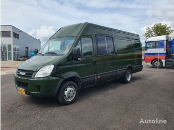 Fourgon utilitaire IVECO Daily 40 Dubbel cabin, L3 H3 3,0 Agile