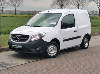 Fourgon utilitaire Mercedes-Benz Citan 108 CDI comp. airco, 37 dkm.