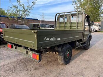 Fourgon plateau IVECO 4x4 all wheels drive light cargo truck military chassis: photos 3