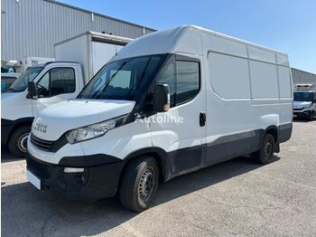 Fourgon utilitaire IVECO DAILY 35S16: photos 1