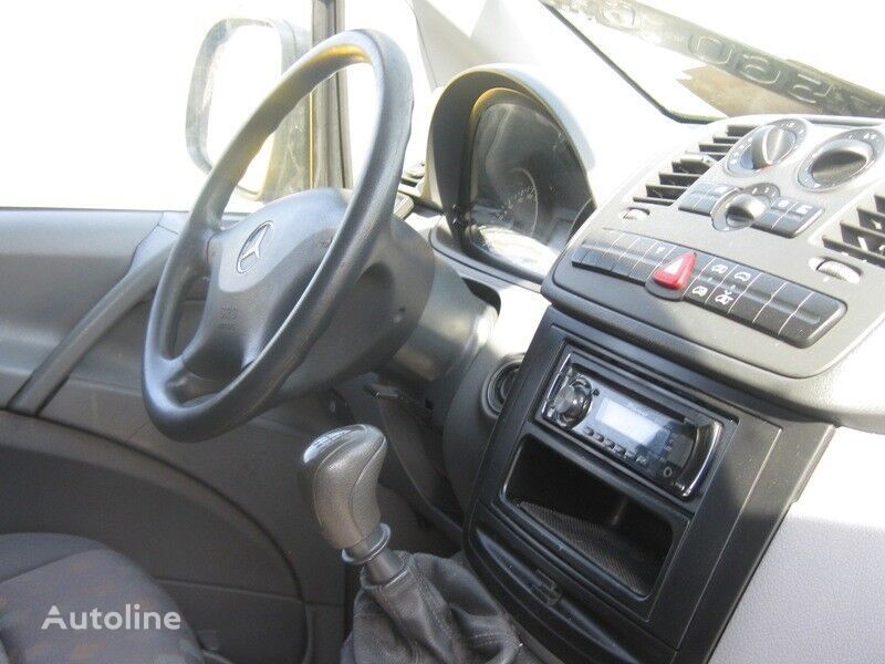 Fourgon utilitaire Mercedes-Benz VITO111 CDI: photos 10