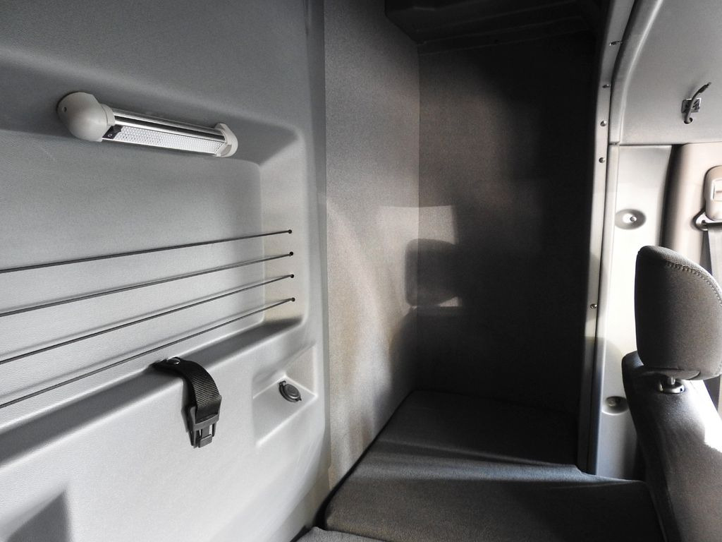 Véhicule utilitaire plateau baché, Utilitaire double cabine neuf Renault MASTER PRITSCHE PLANE 10  PALETTEN WEBASTO A/C: photos 30