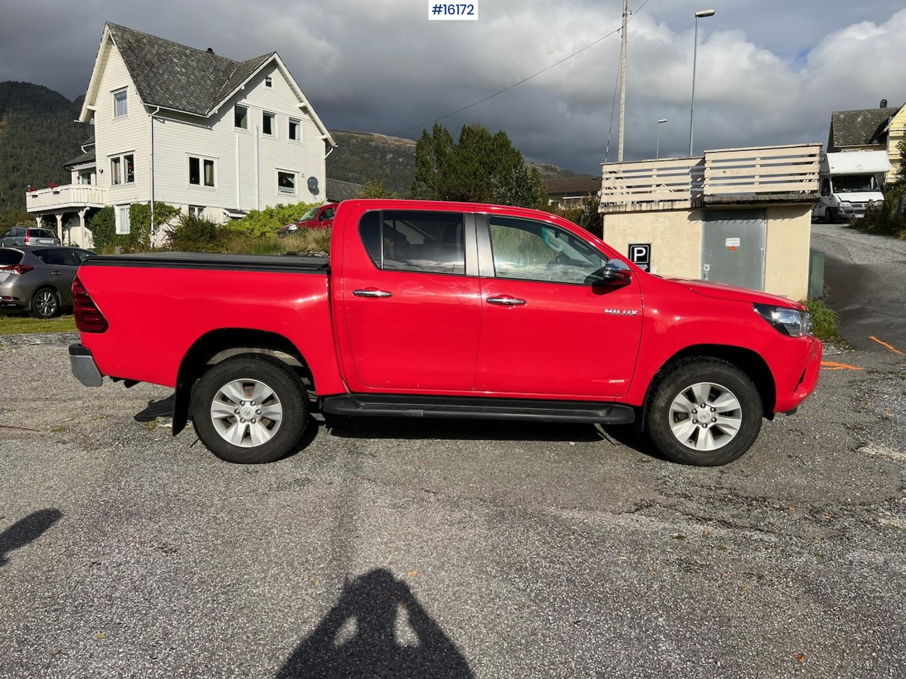 Pick-up Toyota Hilux: photos 14