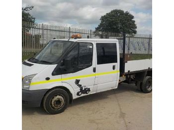 Véhicule utilitaire benne Ford Transit