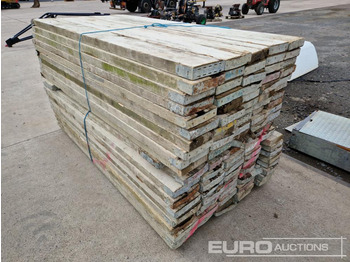 8' Scaffold Boards (100 of) - Matériel de chantier: photos 1