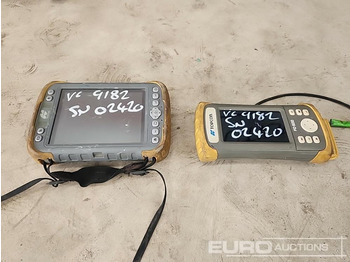 Topcon FC-500 & Tesla Surveying Equipment - Outil automobile: photos 1