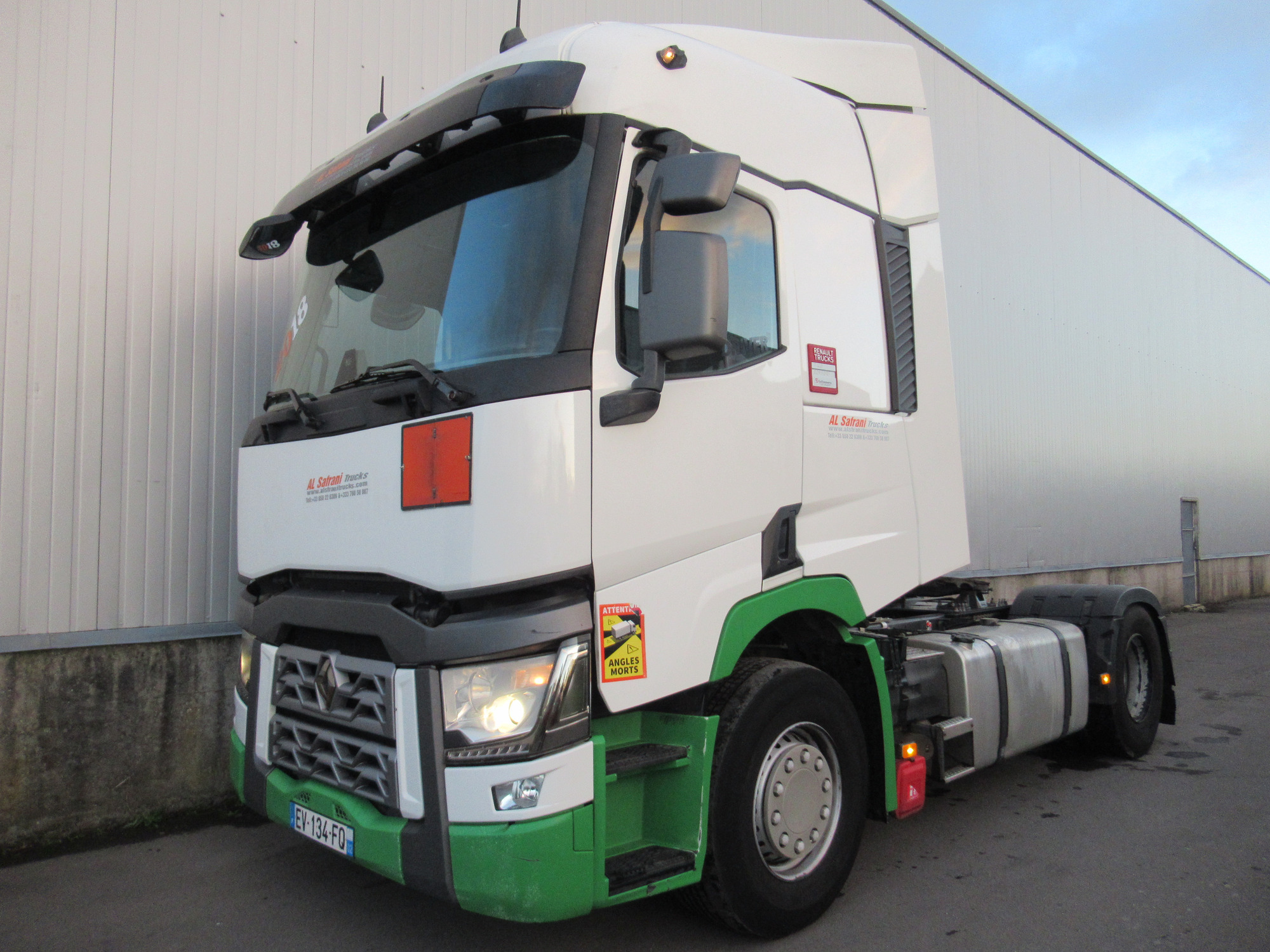 SASU AL SAFRANI IMPORT-EXPORT - Tracteurs routiers undefined: photos 14