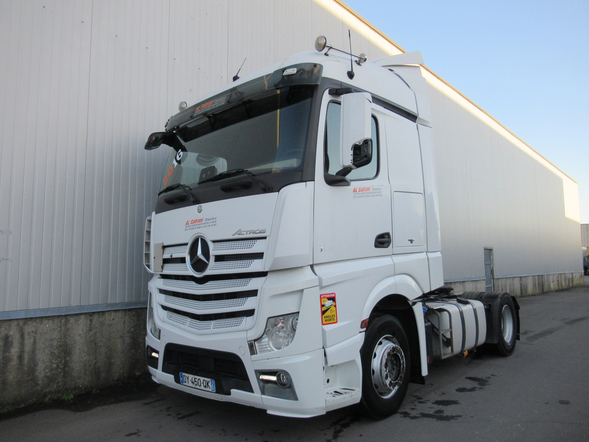 SASU AL SAFRANI IMPORT-EXPORT - Tracteurs routiers undefined: photos 8