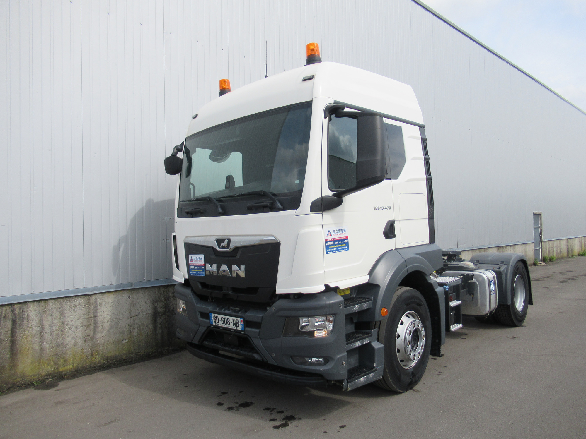 SASU AL SAFRANI IMPORT-EXPORT - Tracteurs routiers undefined: photos 9