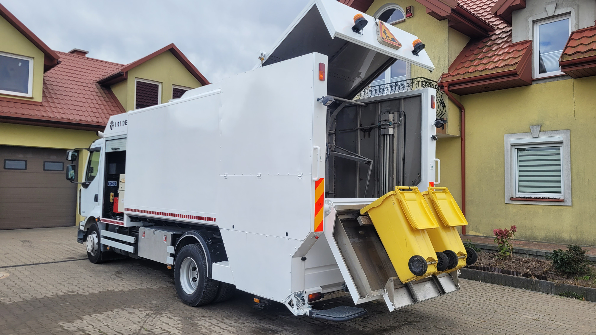 AUTO TECHNIK - Véhicules de voirie/ Spéciaux undefined: photos 24