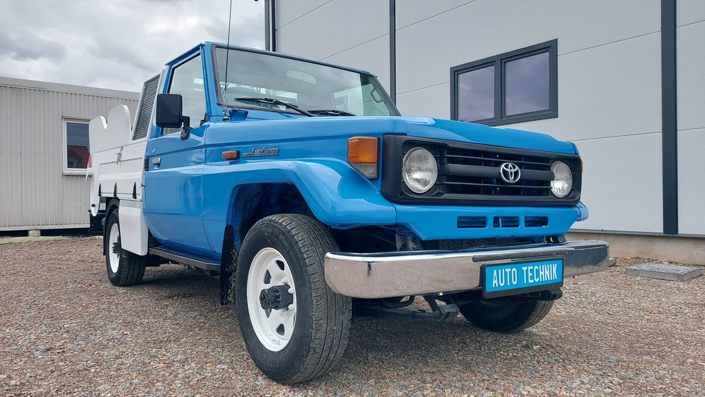 AUTO TECHNIK - Véhicules de voirie/ Spéciaux undefined: photos 10