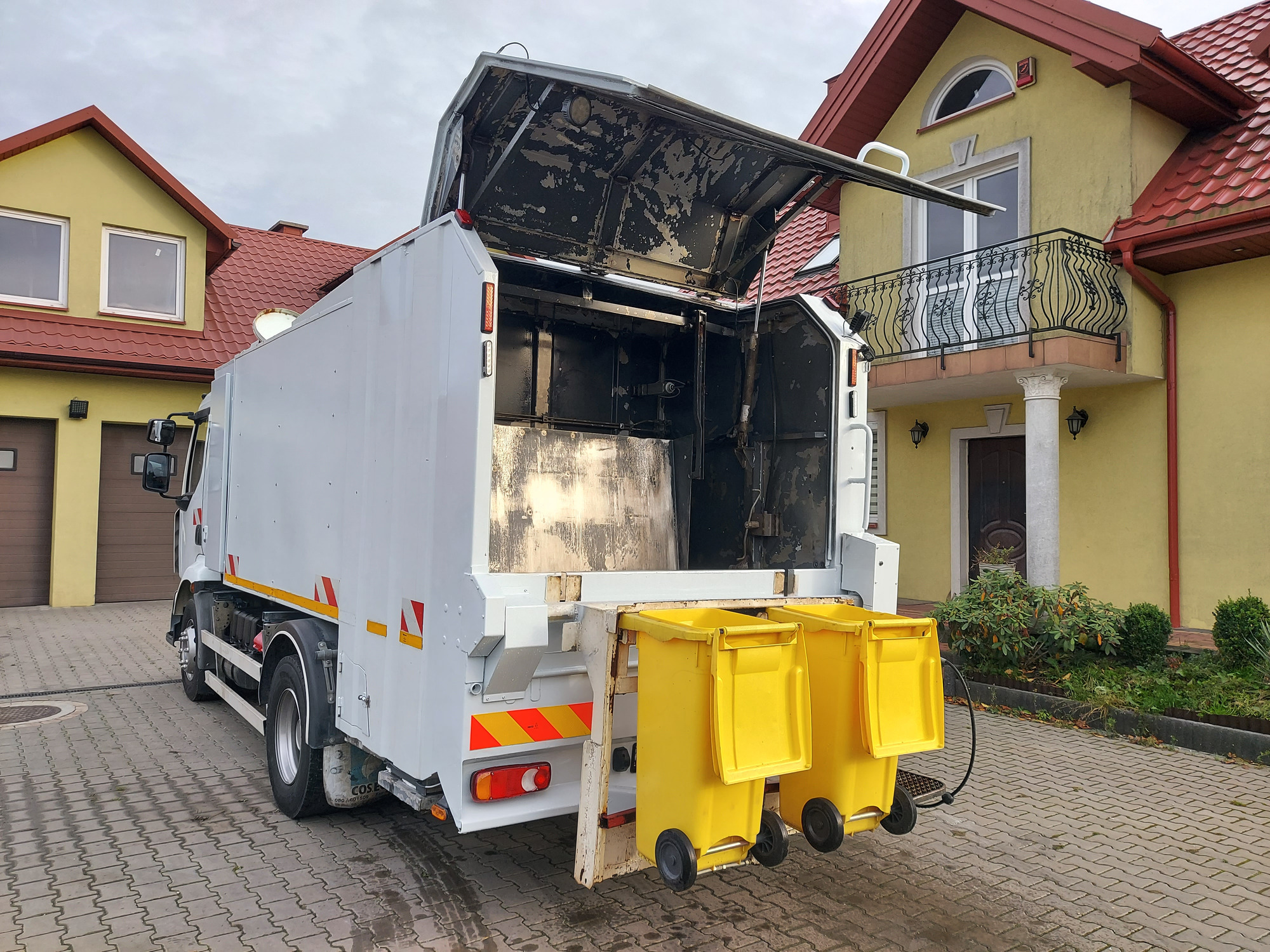 AUTO TECHNIK - Véhicules de voirie/ Spéciaux undefined: photos 22