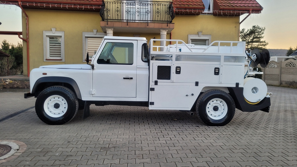 AUTO TECHNIK - Véhicules de voirie/ Spéciaux undefined: photos 8