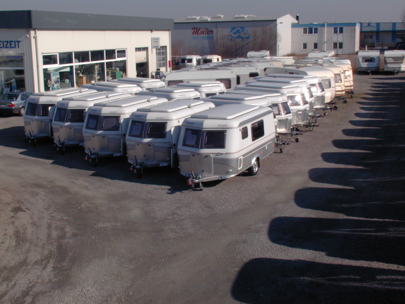 Caravan + Freizeit Voertmann GmbH undefined: photos 3