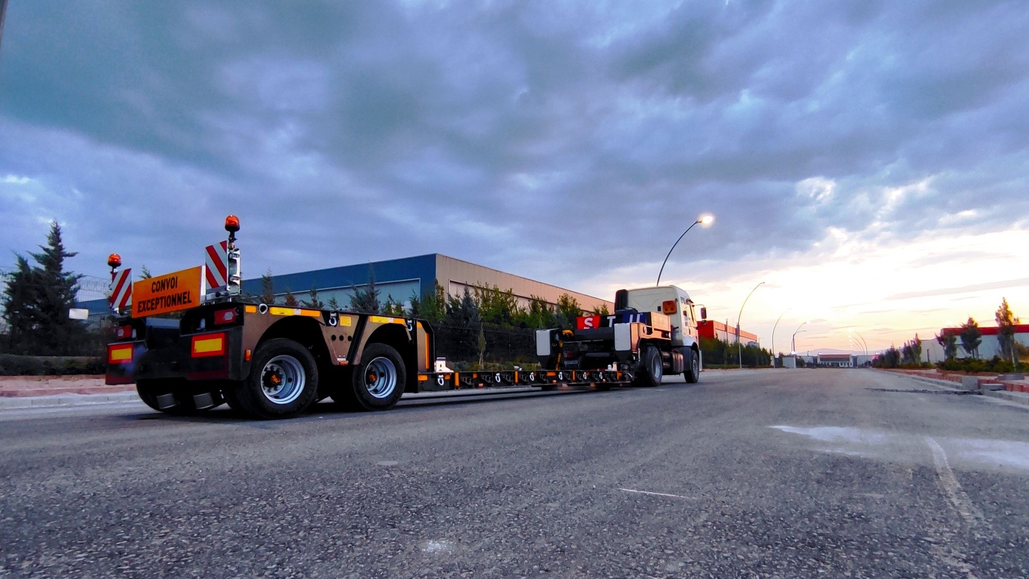 STU TRAILER DORSE ITHALAT IHRACAT LTD. STI. undefined: photos 4