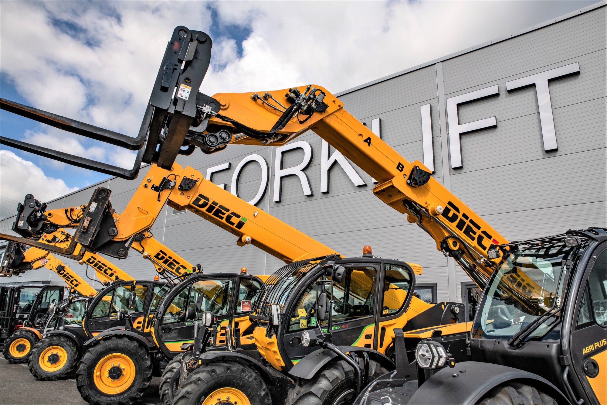 FORKLIFT OU - Matériels de manutention LINDE H25 undefined: photos 1