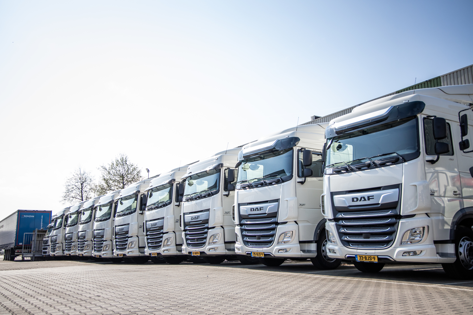 Kuijpers Trading B.V. - Camions undefined: photos 2