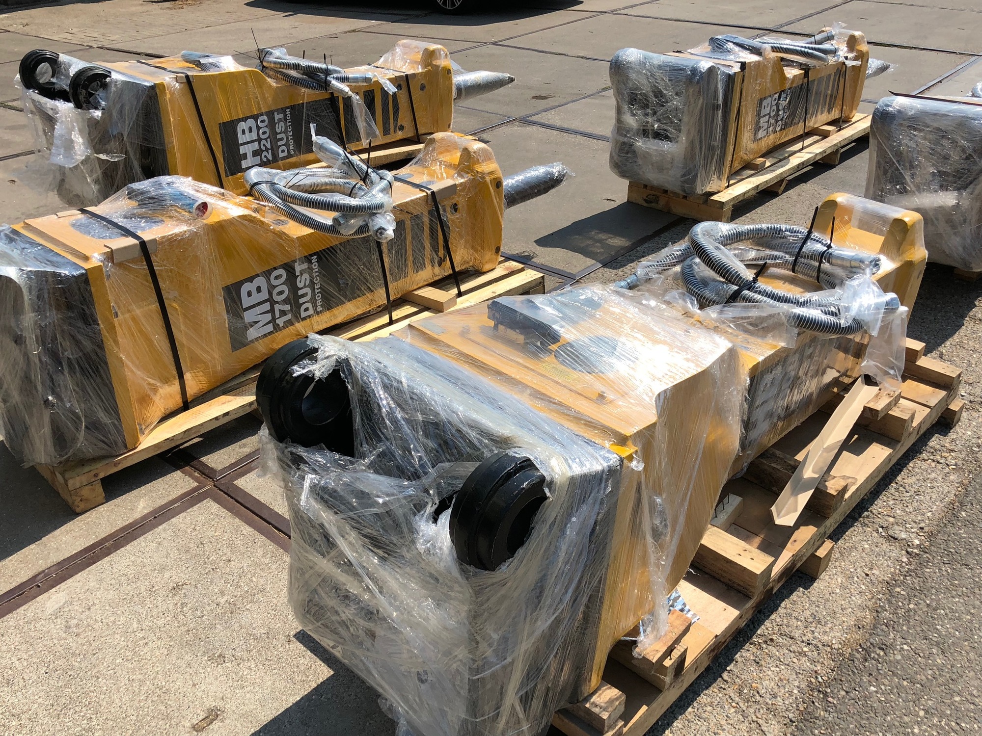 AJCE EUROPE undefined: photos 300