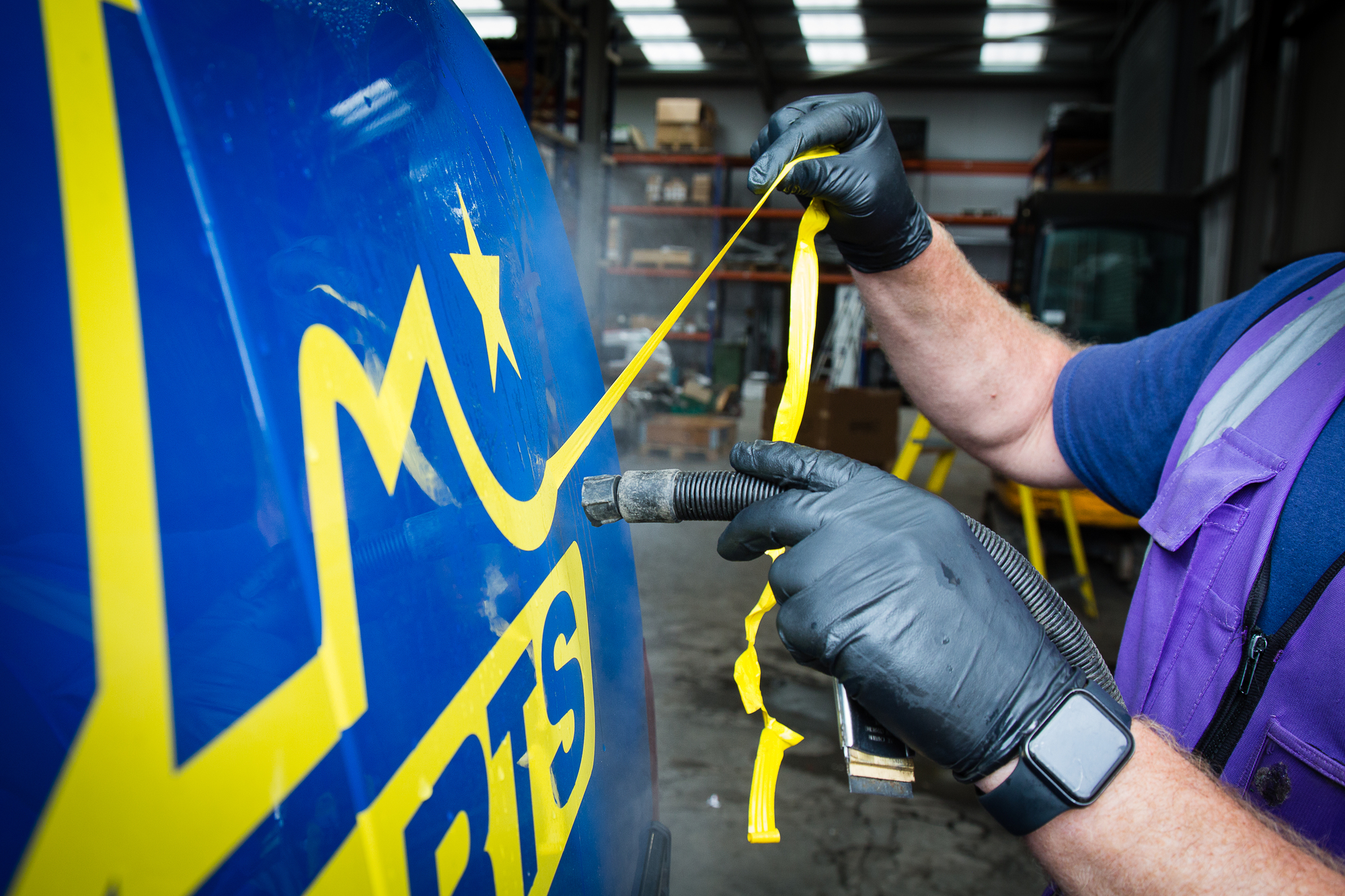 COMMERCIAL VEHICLE AUCTIONS LIMITED - Véhicules utilitaires FORD Transit - Année: 2016, diesel undefined: photos 8