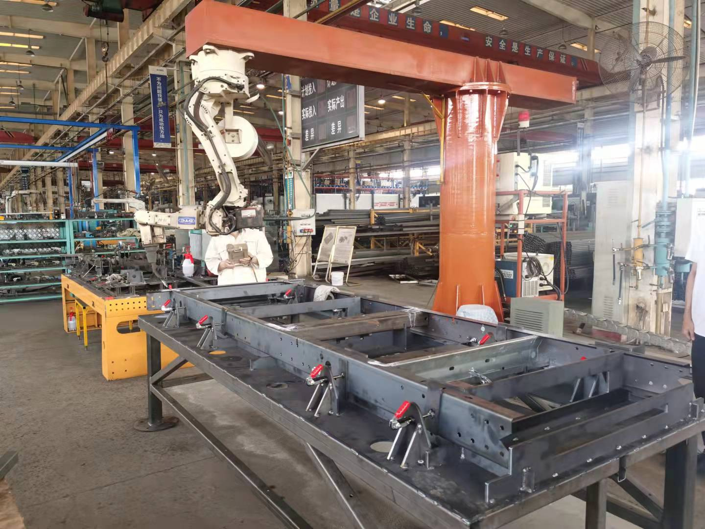 XIAMEN JUSTSUN INTELLIGENT EQUIPMENT CO., LTD - Engins de chantier - neuf, Euro 3, 2-essieu undefined: photos 1