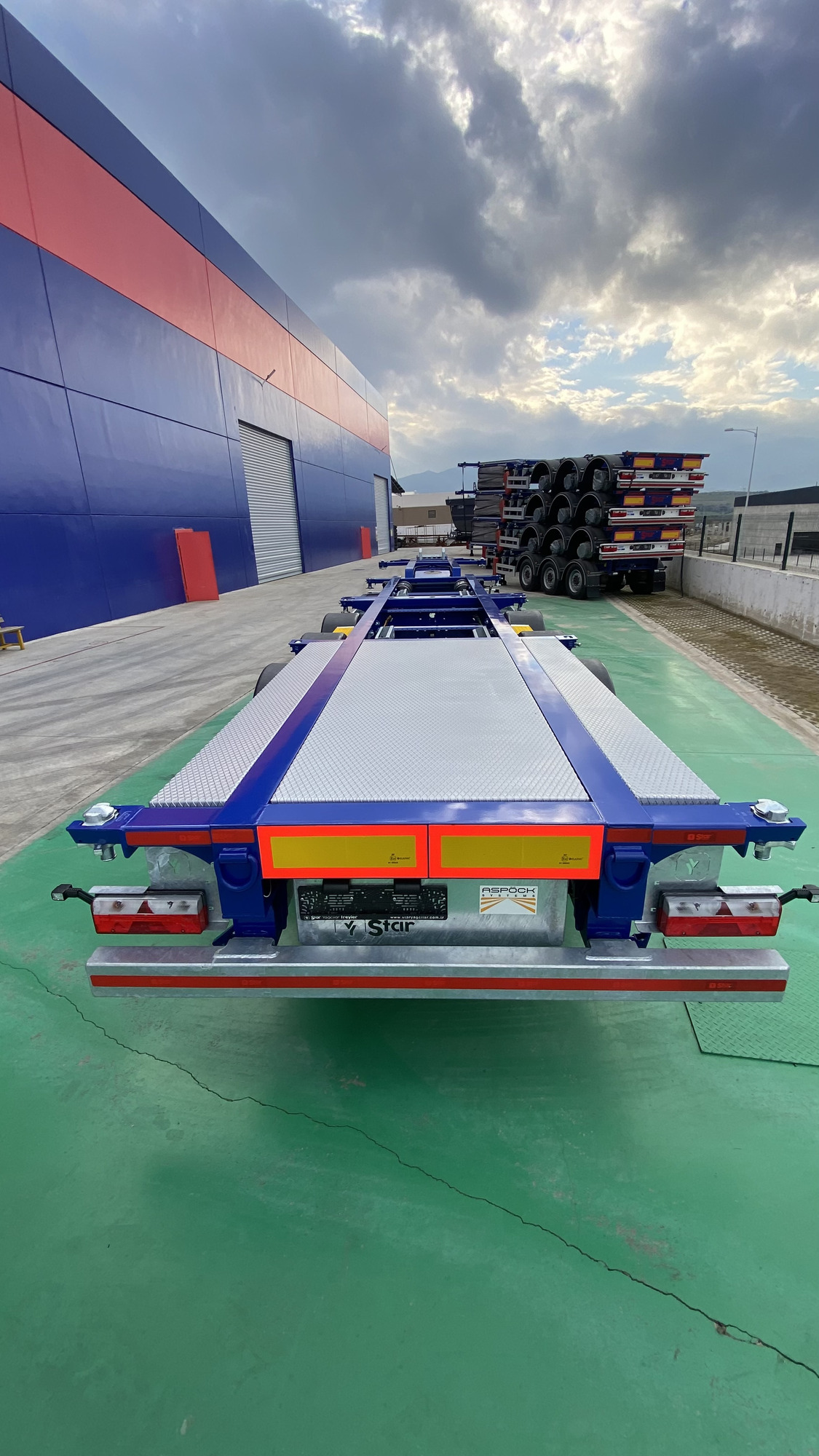 STAR YAGCILAR undefined: photos 9