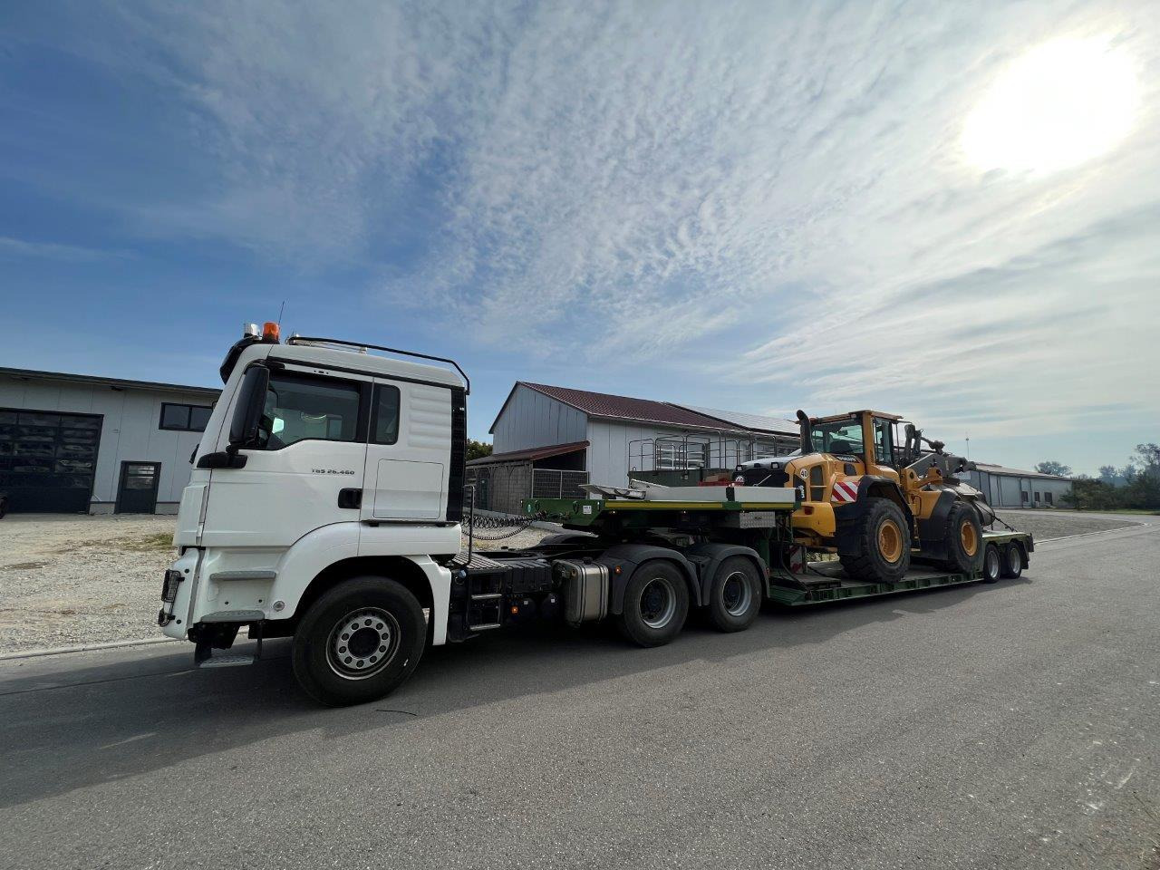 Daniel Manno  Baumaschinenhandel undefined: photos 18