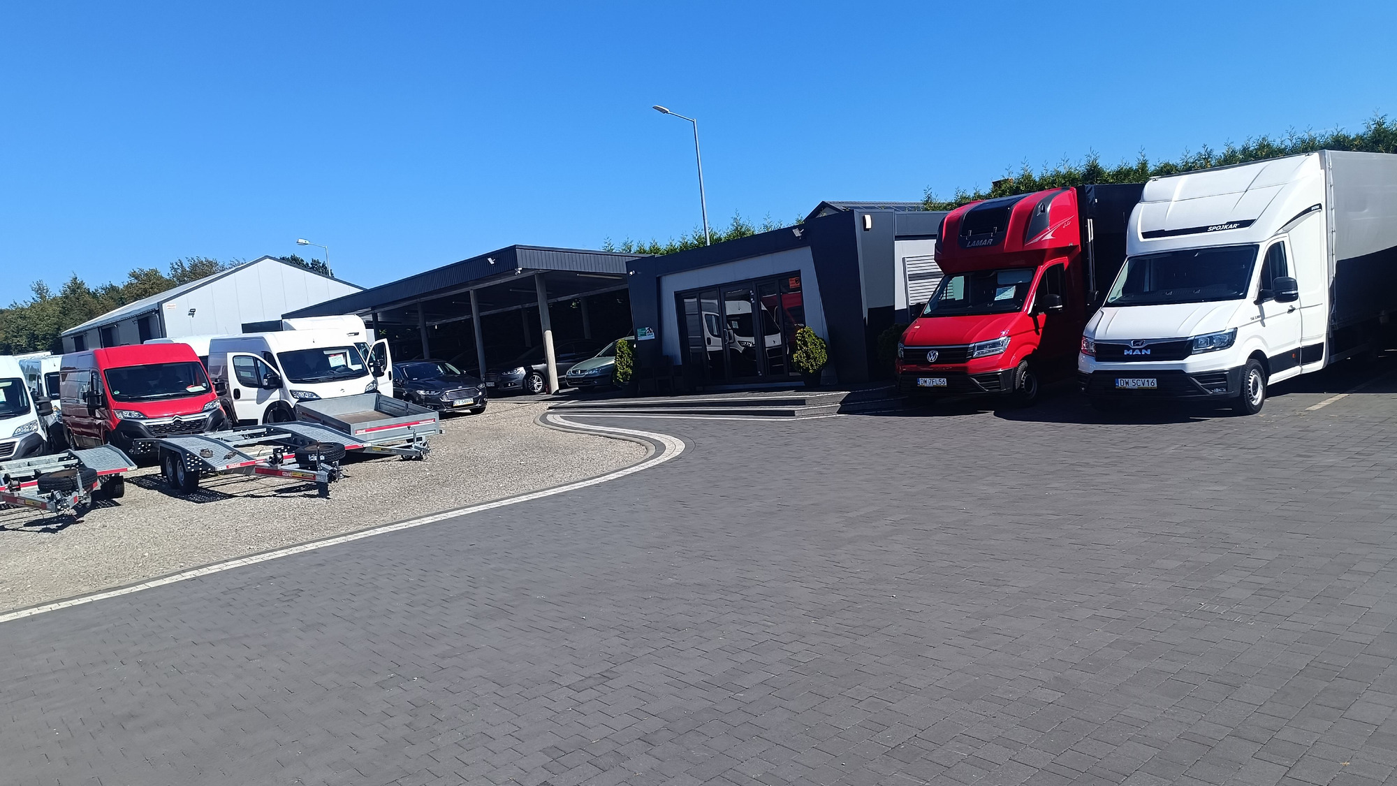 Zbigniew Stachera Przedsiębiorstwo Handlowo Usługowe "PLUS" - Véhicules utilitaires - boîte de vitesse: manuelle undefined: photos 3