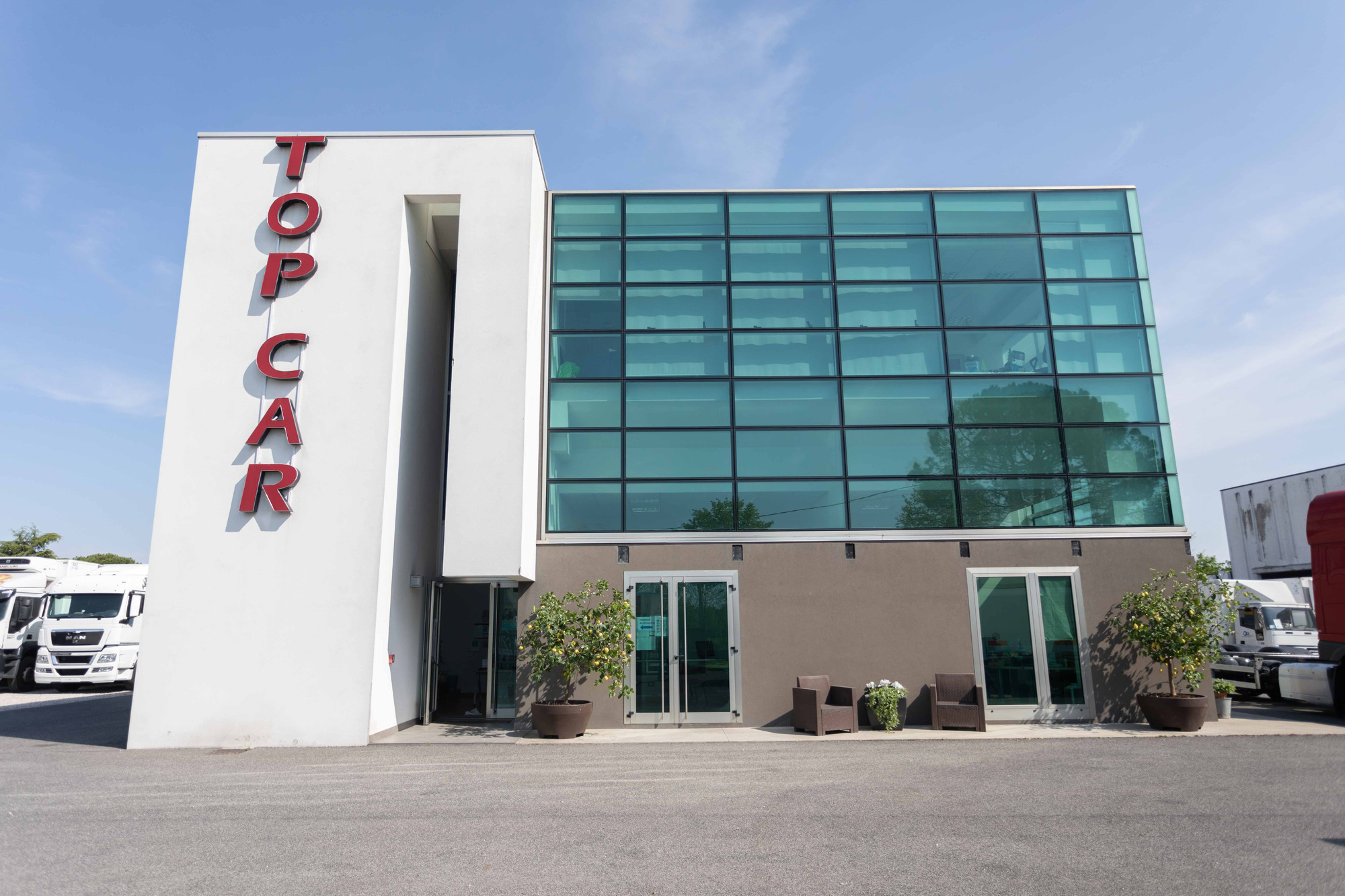 TOP CAR S.R.L. - Annonce de vente undefined: photos 4