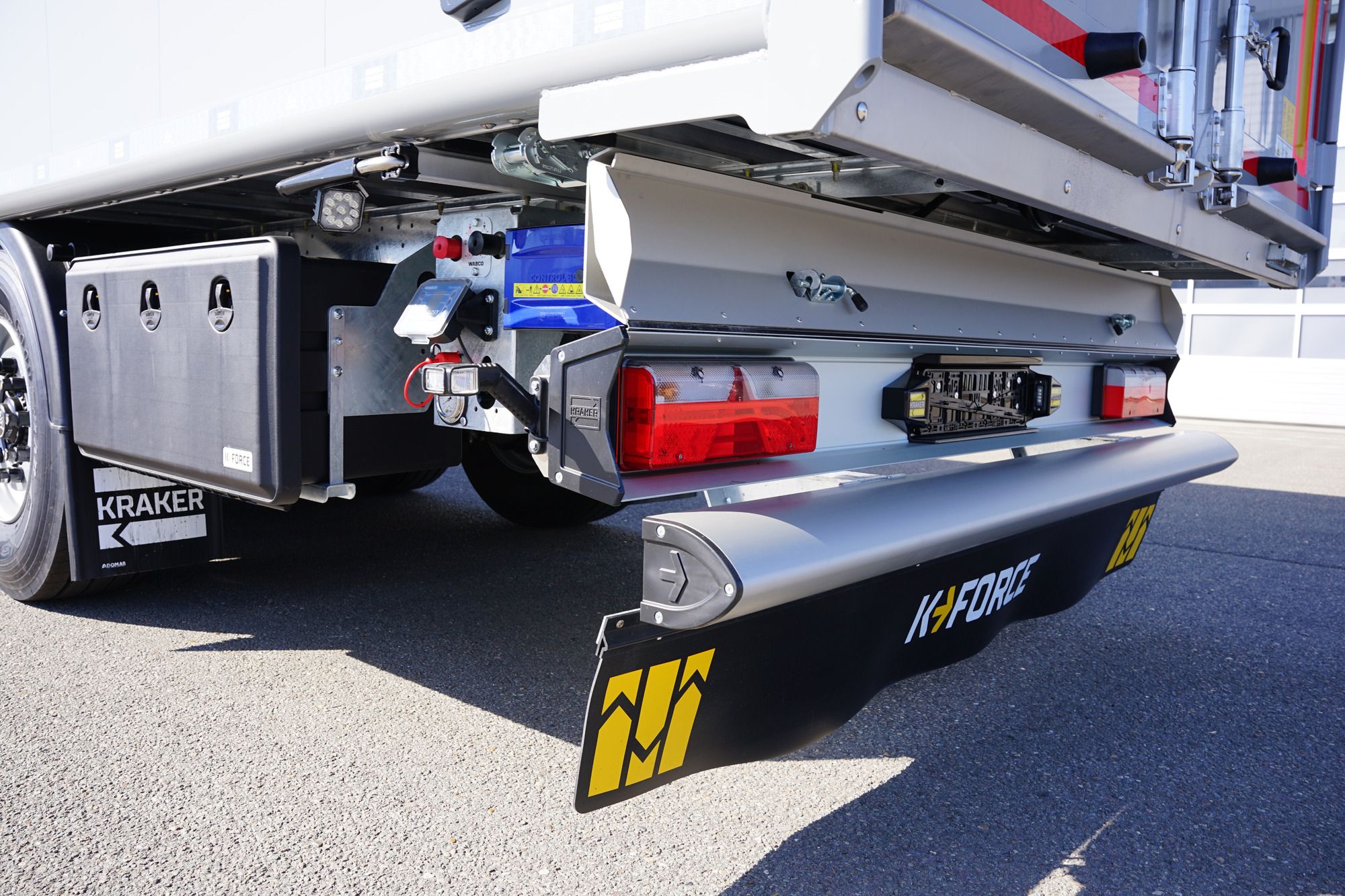 Smart Trailer Solutions B.V. - Semi-remorques KRAKER undefined: photos 9