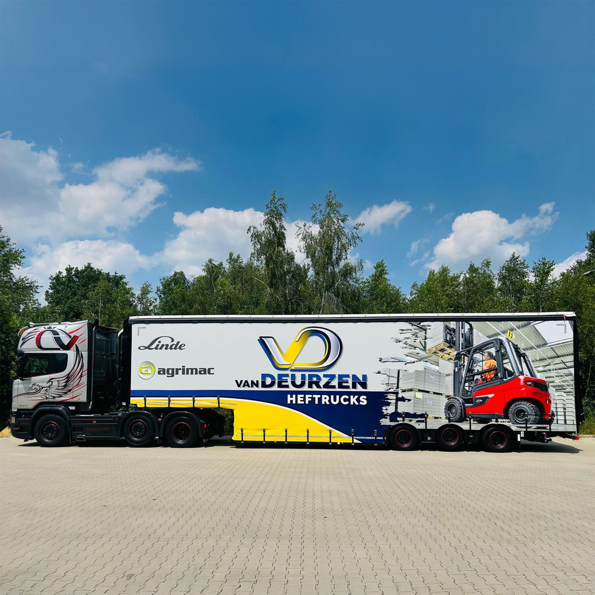 Van Deurzen Heftrucks  undefined: photos 5