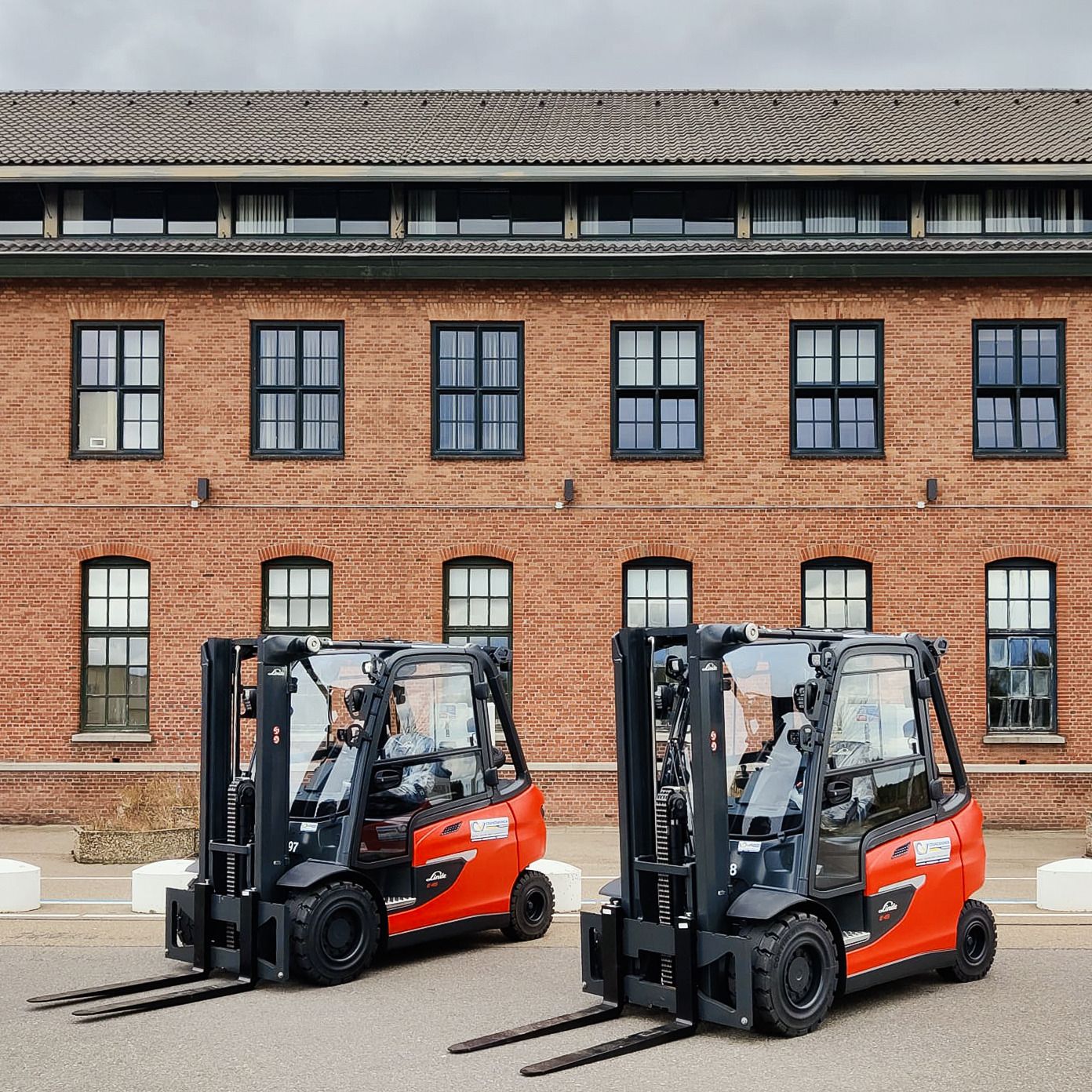 Van Deurzen Heftrucks  undefined: photos 7
