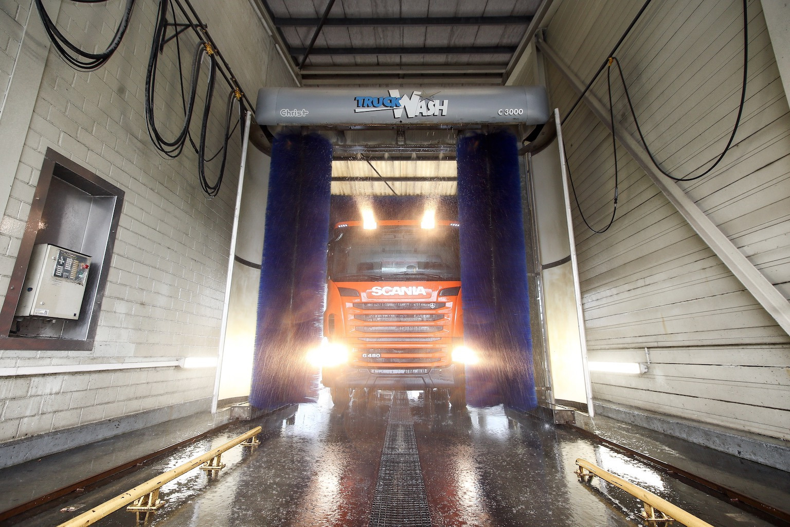 BAFAG  AG - Camions undefined: photos 13