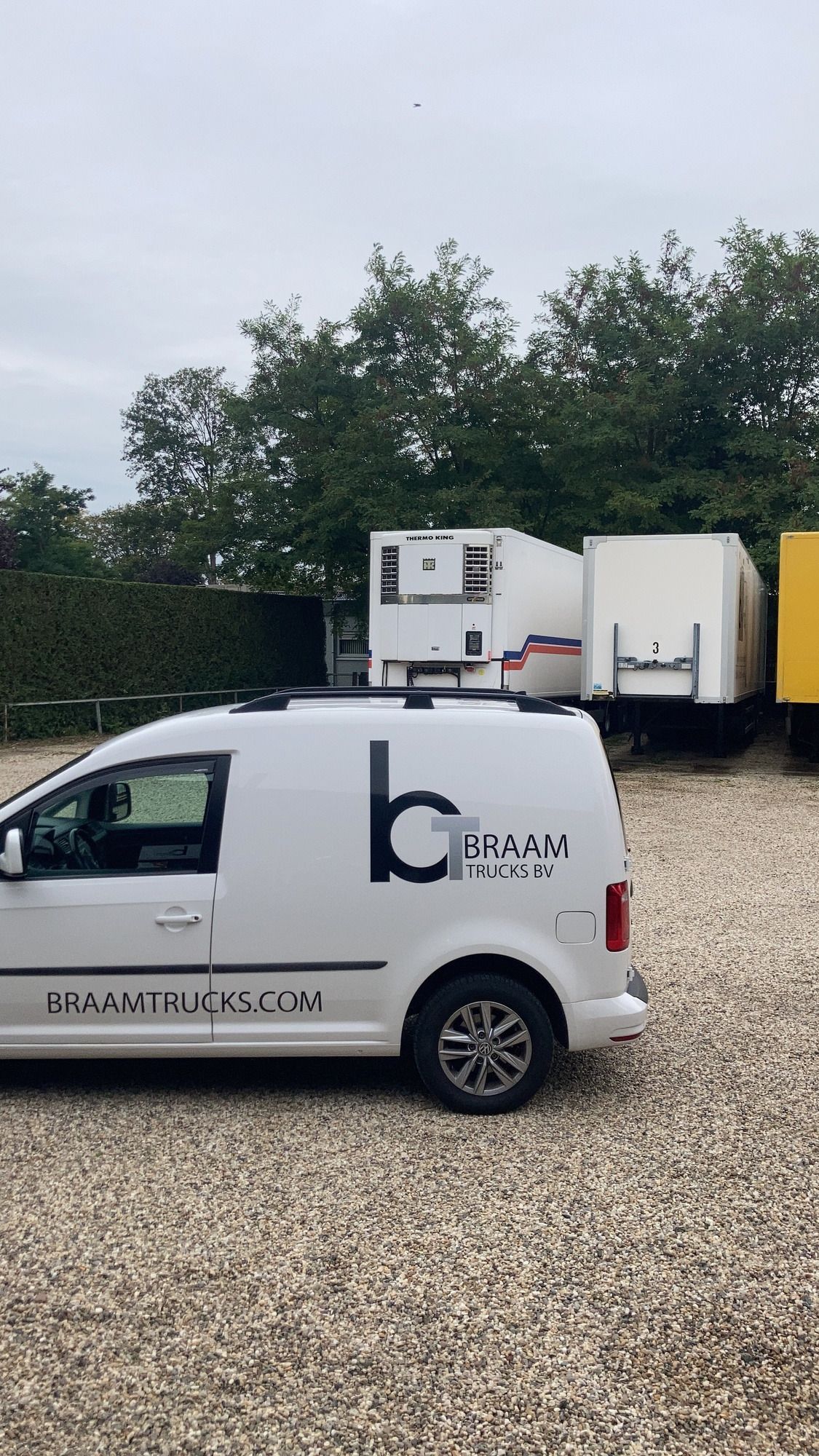 BRAAM TRUCKS & TRAILER VERHUUR B.V. undefined: photos 12