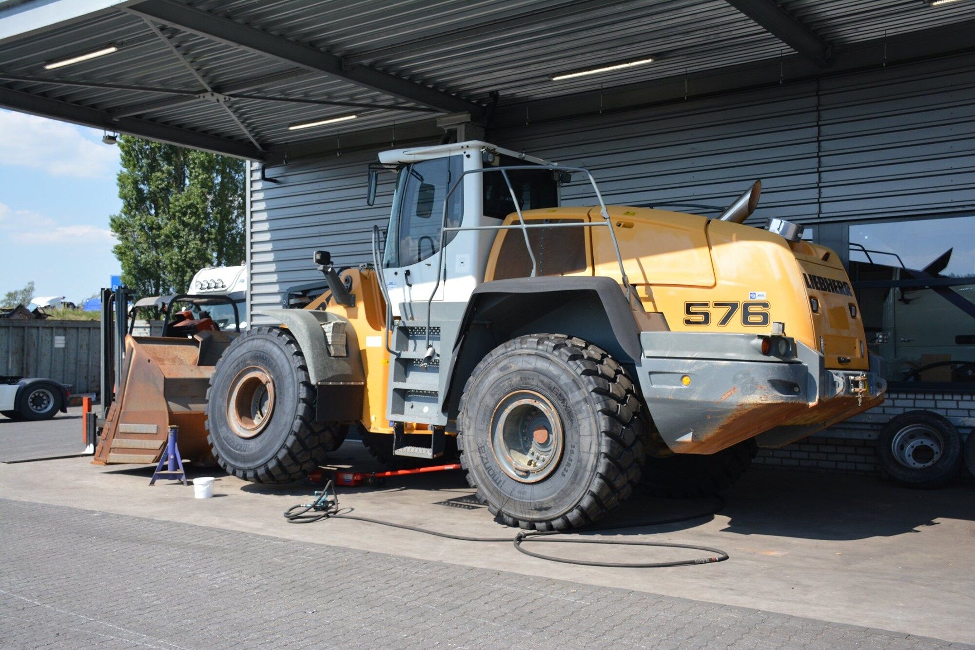 BAS Tyres undefined: photos 4