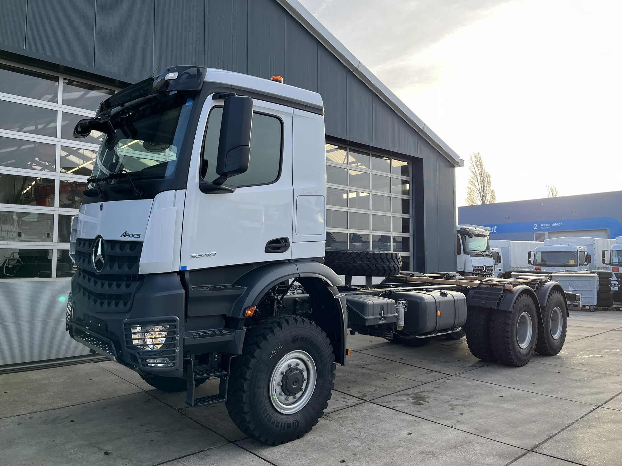 TMH Trucks - Annonce de vente undefined: photos 8