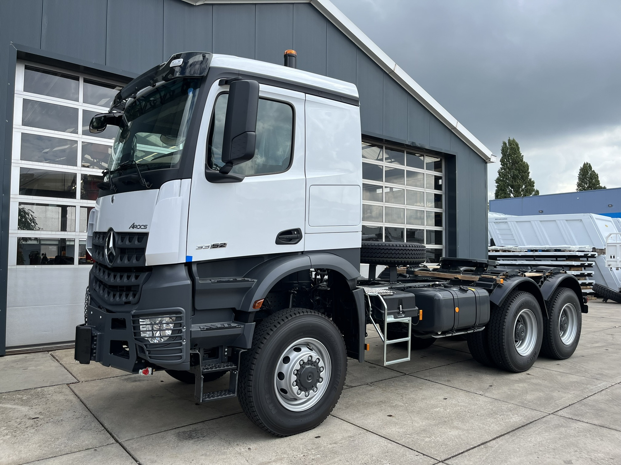 TMH Trucks - Annonce de vente undefined: photos 9