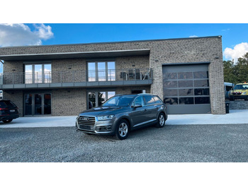 SUV AUDI
