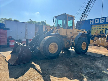 Chargeuse sur pneus VOLVO L110E
