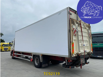 Crédit-bail Volvo FM 330 Volvo FM 330: photos 2