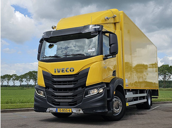 Camion fourgon IVECO S-WAY