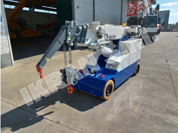 Mini grue GALIZIA