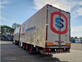 Crédit-bail Scania R580 Topline 6x2*4 Frigo + Burg trailer - Retarder - Steering axle - Night clima Scania R580 Topline 6x2*4 Frigo + Burg trailer - Retarder - Steering axle - Night clima: photos 5 Crédit-bail Scania R580 Topline 6x2*4 Frigo + Burg trailer - Retarder - Steering axle - Night clima Scania R580 Topline 6x2*4 Frigo + Burg trailer - Retarder - Steering axle - Night clima: photos 5
