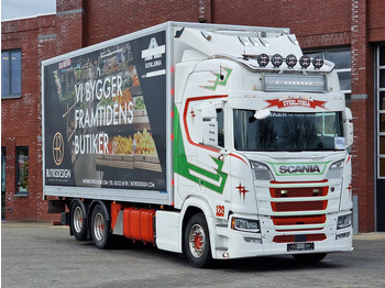 Camion fourgon SCANIA R 580