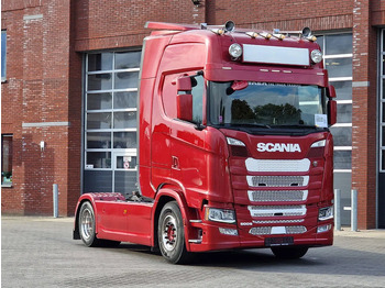 Tracteur routier SCANIA S 500