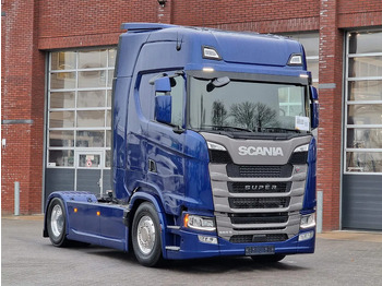 Tracteur routier SCANIA S