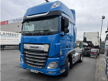 Tracteur routier DAF XF 530