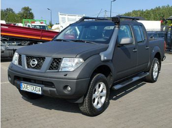 Pick-up Nissan Navara: photos 3