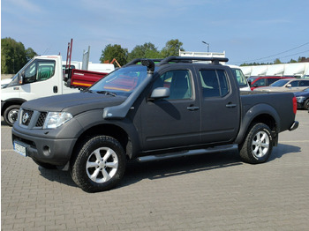 Pick-up Nissan Navara: photos 5